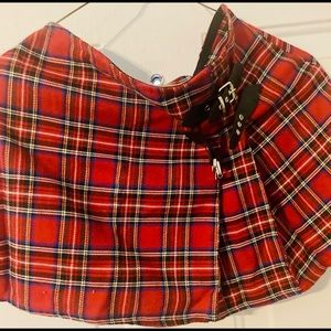 Ladies school girl back zip mini skirt